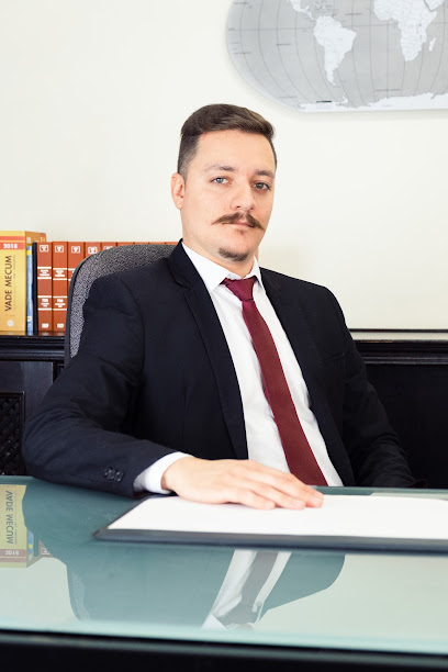 Mateus Toloczko - Advogado
