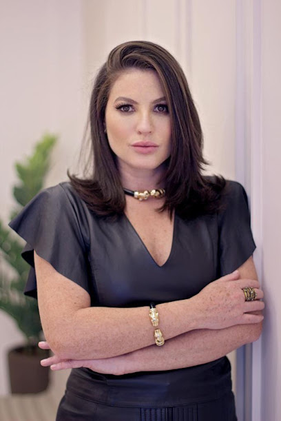 Advogada Alessandra Minetto