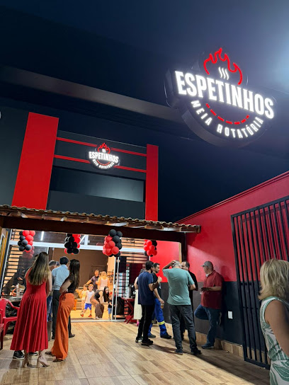 Espetinhos Meia Rotatória - Fábrica Pioneiros